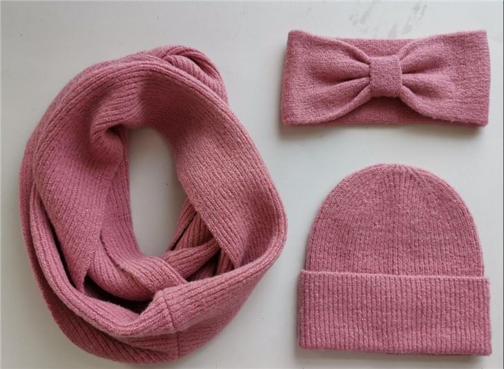 Basic Knitted Scarf Hat Set